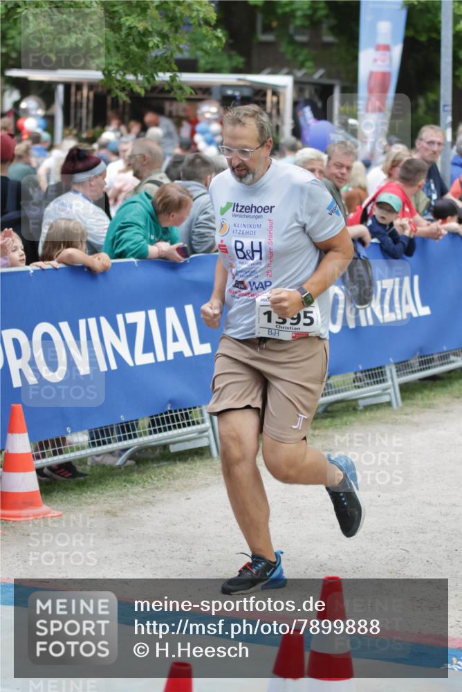 17.05.2025 - Störlauf H.Heesch http://msf.ph/oto/7899888 17.05.2025 15:15:49 Ziel 25, 1595 meine-sportfotos.de