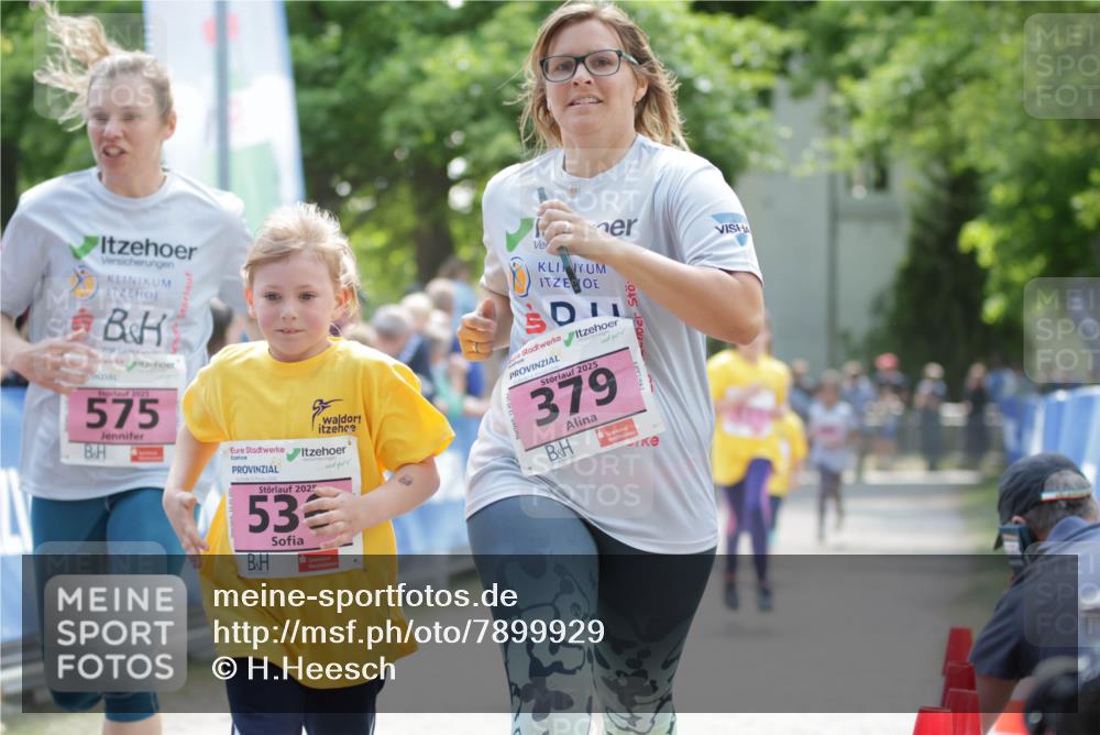 17.05.2025 - Störlauf H.Heesch http://msf.ph/oto/7899929 17.05.2025 14:00:04 Ziel 2025, 575, 2025, 53, 2025, 379 meine-sportfotos.de