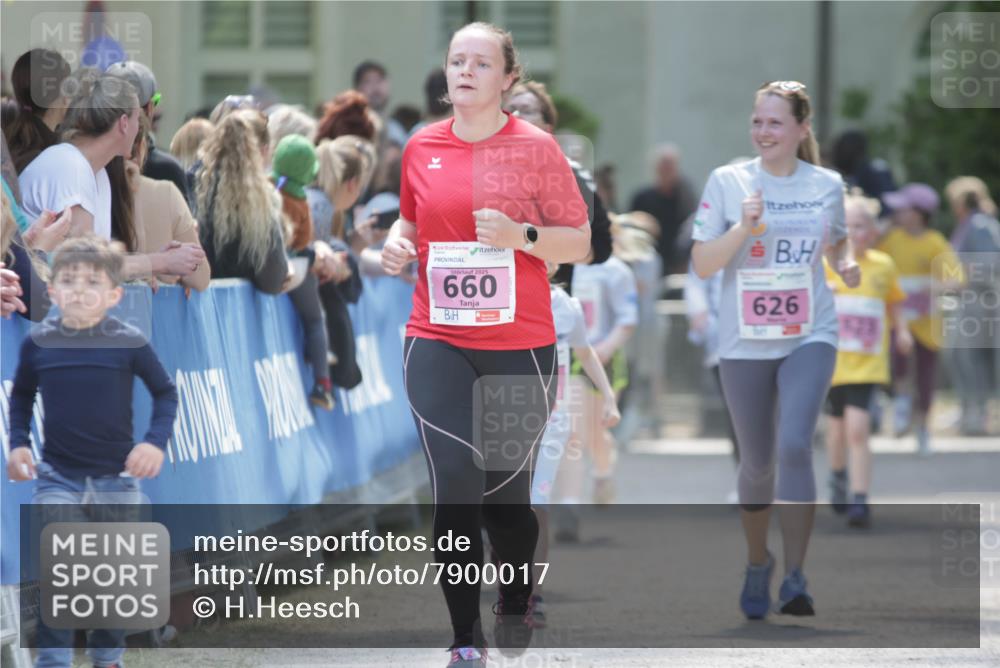 17.05.2025 - Störlauf H.Heesch http://msf.ph/oto/7900017 17.05.2025 14:00:29 Ziel 2025, 660, 626 meine-sportfotos.de