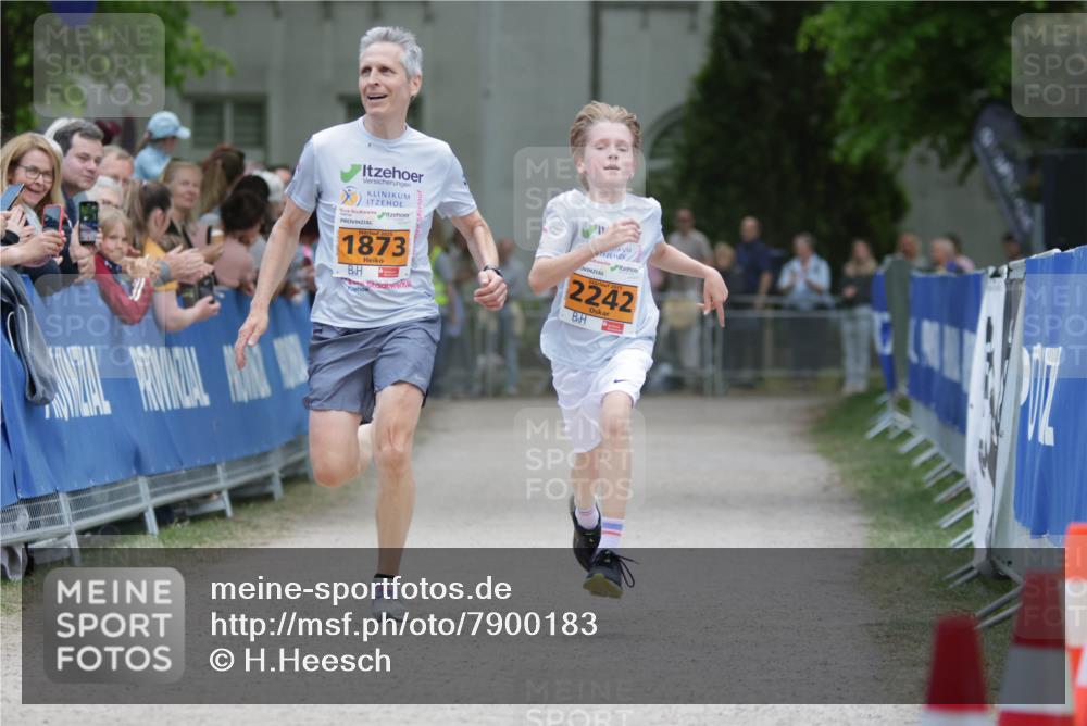 17.05.2025 - Störlauf H.Heesch http://msf.ph/oto/7900183 17.05.2025 15:21:58 Ziel 2025, 1873, 2242 meine-sportfotos.de