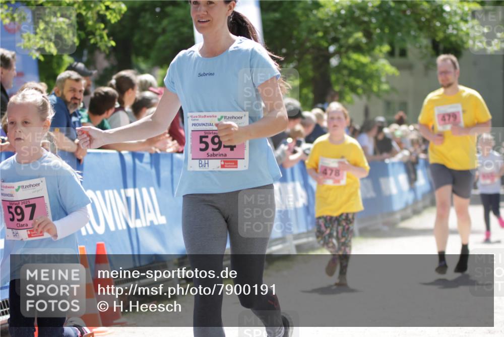 17.05.2025 - Störlauf H.Heesch http://msf.ph/oto/7900191 17.05.2025 14:01:17 Ziel 2025, 597, 59, 478, 479 meine-sportfotos.de