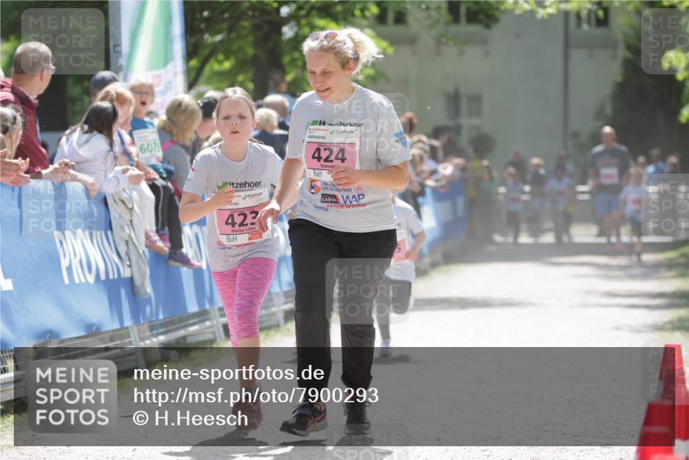 17.05.2025 - Störlauf H.Heesch http://msf.ph/oto/7900293 17.05.2025 14:01:44 Ziel 6075, 2025, 423, 424 meine-sportfotos.de
