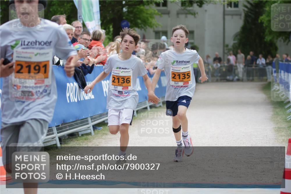 17.05.2025 - Störlauf H.Heesch http://msf.ph/oto/7900327 17.05.2025 15:22:49 Ziel 2191, 2136, 2135 meine-sportfotos.de