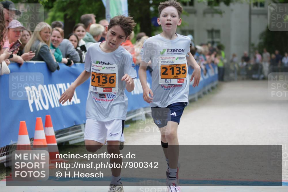 17.05.2025 - Störlauf H.Heesch http://msf.ph/oto/7900342 17.05.2025 15:22:50 Ziel 2025, 2136, 2025, 2135 meine-sportfotos.de