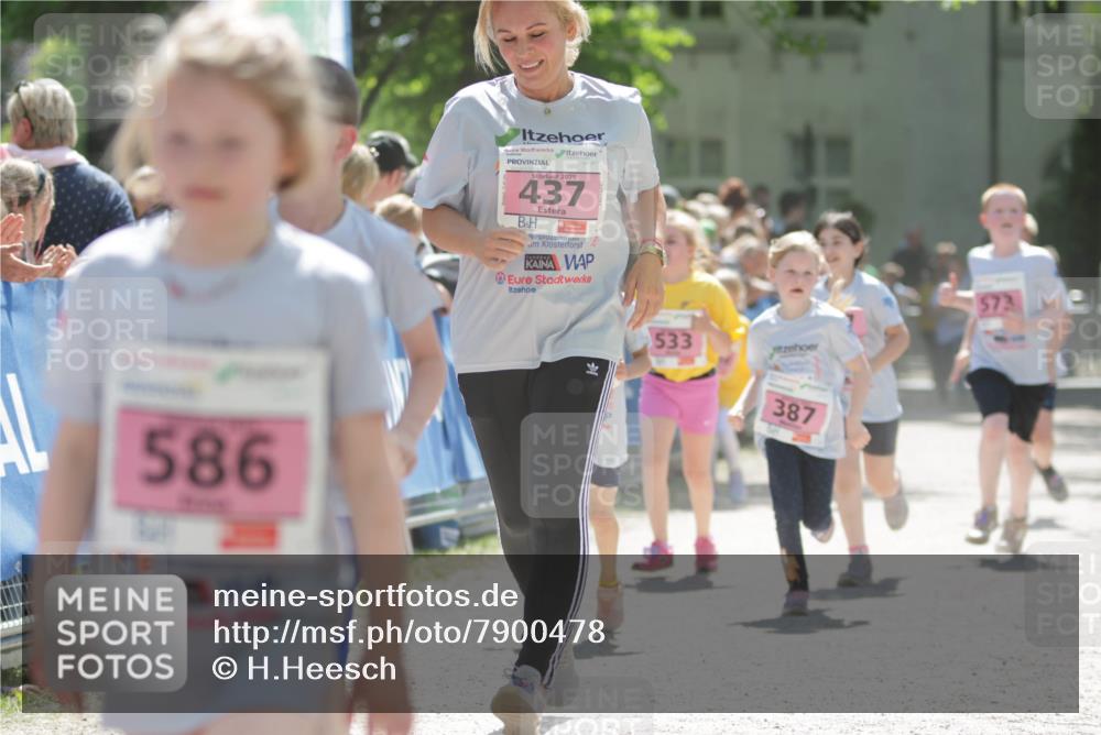 17.05.2025 - Störlauf H.Heesch http://msf.ph/oto/7900478 17.05.2025 14:02:19 Ziel 586, 2025, 437, 573, 533, 387 meine-sportfotos.de