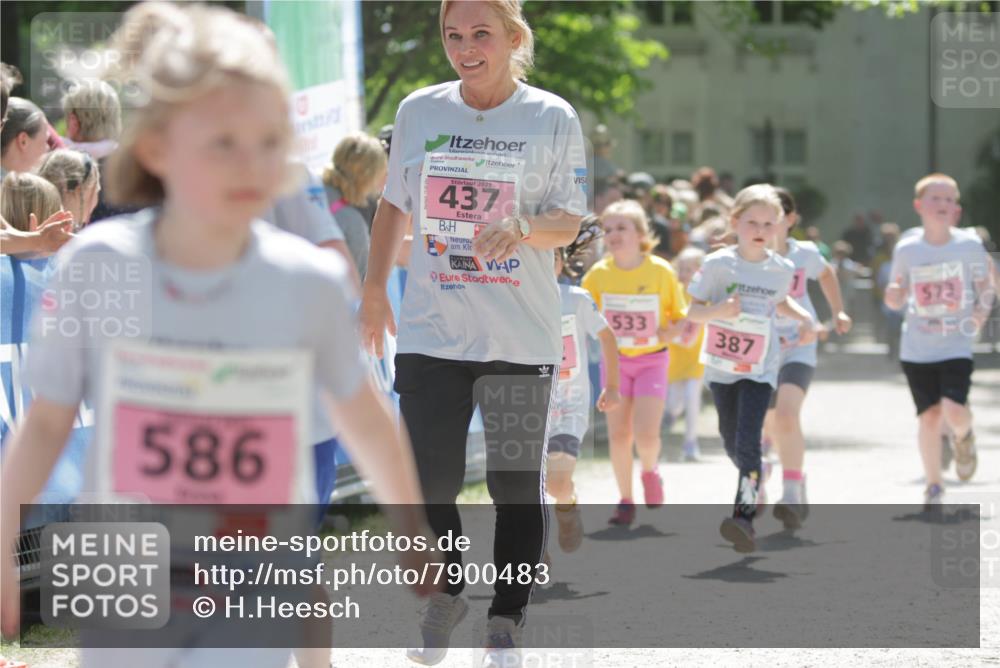 17.05.2025 - Störlauf H.Heesch http://msf.ph/oto/7900483 17.05.2025 14:02:20 Ziel 586, 0, 2025, 437, 573, 533, 387 meine-sportfotos.de