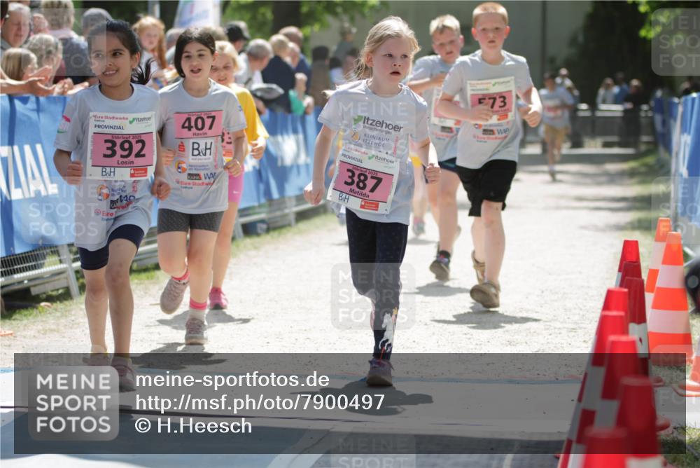 17.05.2025 - Störlauf H.Heesch http://msf.ph/oto/7900497 17.05.2025 14:02:22 Ziel 2025, 392, 2025, 407, 2025, 387, 73 meine-sportfotos.de