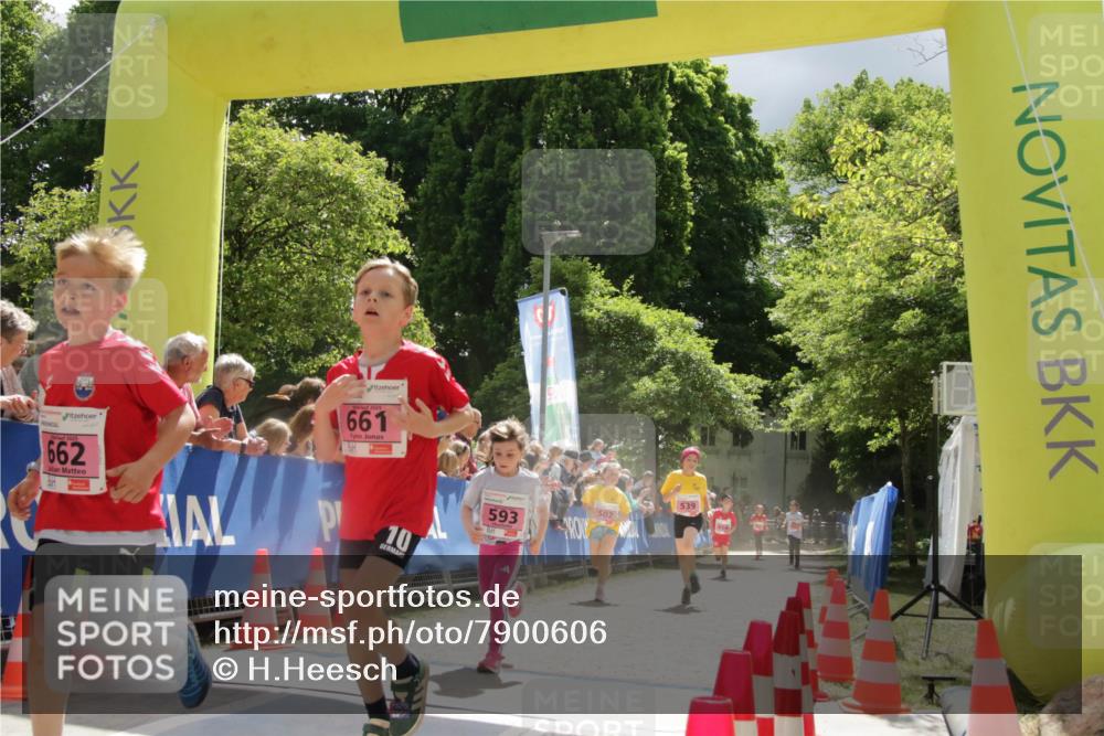 17.05.2025 - Störlauf H.Heesch http://msf.ph/oto/7900606 17.05.2025 13:57:46 Ziel 661, 662, 10, 593 meine-sportfotos.de