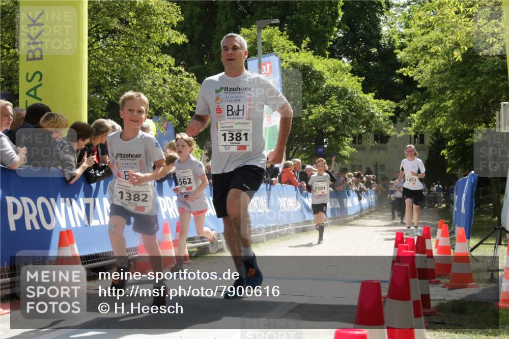 17.05.2025 - Störlauf H.Heesch http://msf.ph/oto/7900616 17.05.2025 14:49:42 Ziel 1381, 00, 1382, 562, 1301, 1052 meine-sportfotos.de