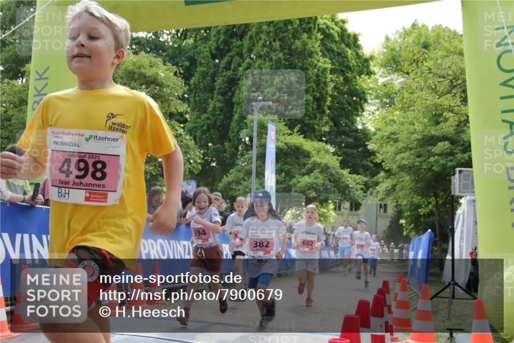 17.05.2025 - Störlauf H.Heesch http://msf.ph/oto/7900679 17.05.2025 13:58:26 Ziel 2025, 498, 1910, 394, 382, 602 meine-sportfotos.de