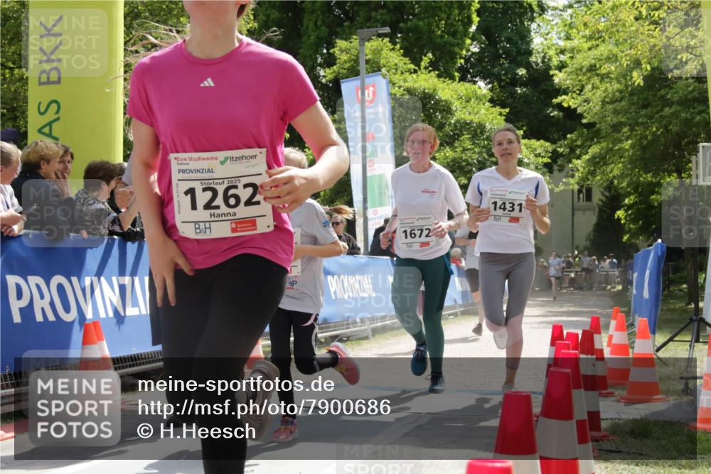 17.05.2025 - Störlauf H.Heesch http://msf.ph/oto/7900686 17.05.2025 14:50:24 Ziel 2025, 1262, 199, 1672, 1431 meine-sportfotos.de