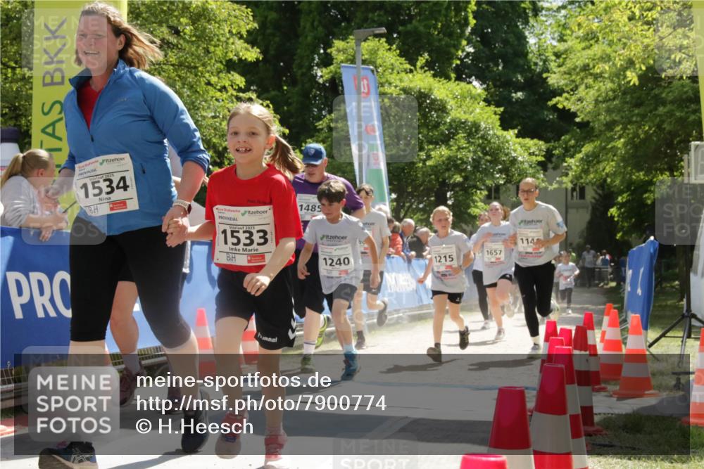 17.05.2025 - Störlauf H.Heesch http://msf.ph/oto/7900774 17.05.2025 14:51:29 Ziel 2025, 1534, 1485, 2025, 1533, 1240, 114, 1657, 1215 meine-sportfotos.de