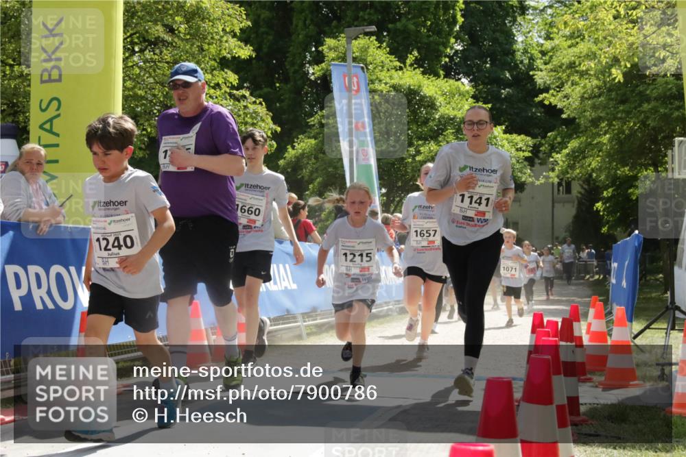 17.05.2025 - Störlauf H.Heesch http://msf.ph/oto/7900786 17.05.2025 14:51:30 Ziel 2025, 1240, 1, 1660, 1, 1215, 1425, 1657, 2, 1141, 1071 meine-sportfotos.de