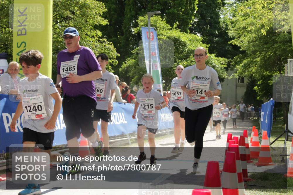 17.05.2025 - Störlauf H.Heesch http://msf.ph/oto/7900787 17.05.2025 14:51:30 Ziel 2025, 1240, 1485, 60, 0, 1215, 1657, 14, 1071 meine-sportfotos.de