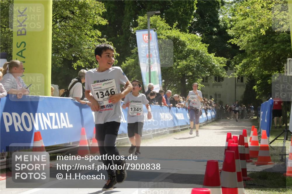 17.05.2025 - Störlauf H.Heesch http://msf.ph/oto/7900838 17.05.2025 14:51:40 Ziel 2025, 1346, 1992, 911, 1345, 1065, 1960 meine-sportfotos.de