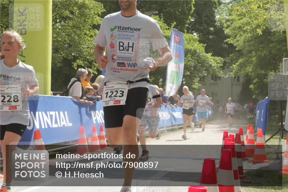 17.05.2025 - Störlauf H.Heesch http://msf.ph/oto/7900897 17.05.2025 14:52:02 Ziel 10, 2025, 228, 2025, 1223, 1249, 1643, 1474 meine-sportfotos.de