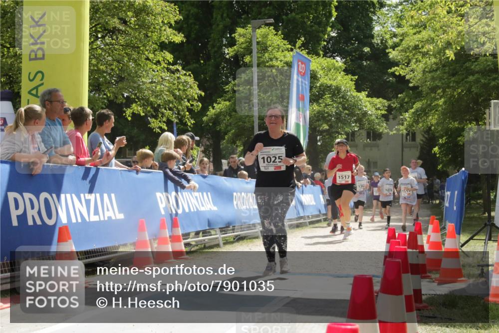 17.05.2025 - Störlauf H.Heesch http://msf.ph/oto/7901035 17.05.2025 14:52:55 Ziel 1025, 1517, 1363, 1078, 1515 meine-sportfotos.de