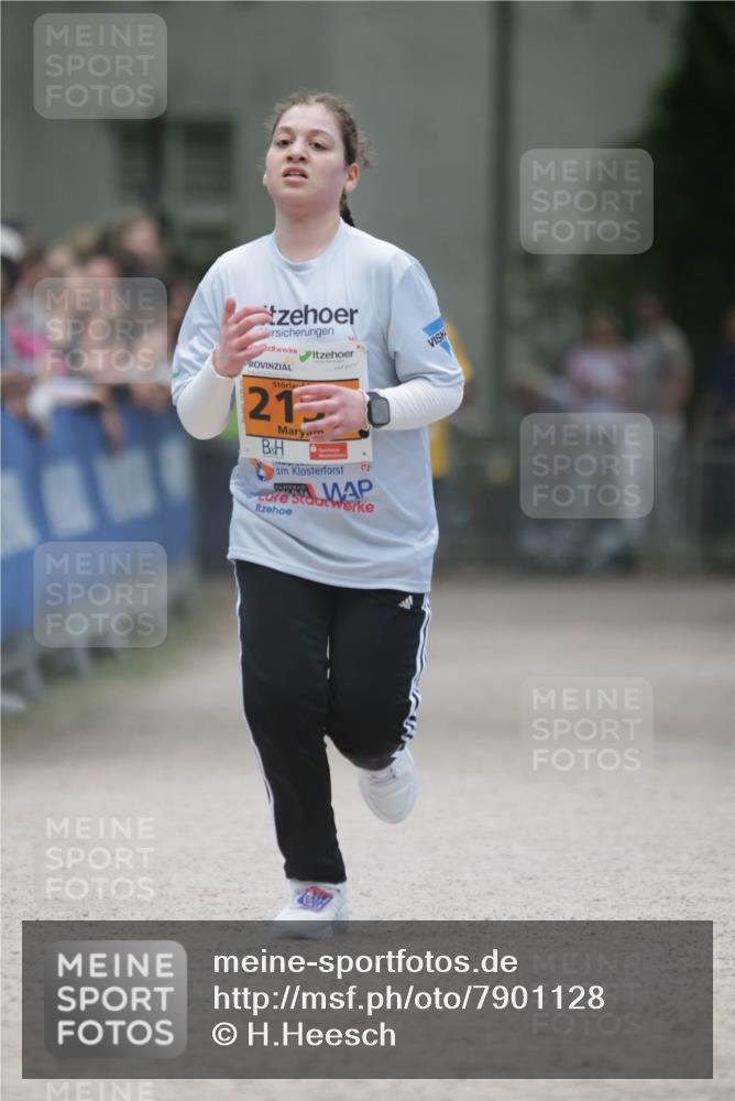 17.05.2025 - Störlauf H.Heesch http://msf.ph/oto/7901128 17.05.2025 15:24:52 Ziel 21, 2 meine-sportfotos.de