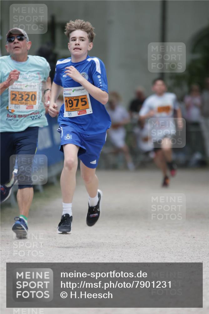17.05.2025 - Störlauf H.Heesch http://msf.ph/oto/7901231 17.05.2025 15:25:10 Ziel 2025, 2320, 2025, 1975 meine-sportfotos.de