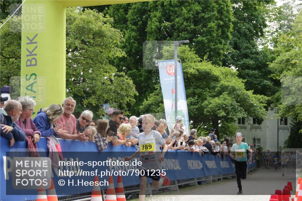 17.05.2025 - Störlauf H.Heesch http://msf.ph/oto/7901235 17.05.2025 14:09:58 Ziel 3, 199259, 789, 883 meine-sportfotos.de