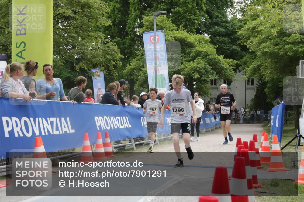 17.05.2025 - Störlauf H.Heesch http://msf.ph/oto/7901291 17.05.2025 14:55:03 Ziel 1992, 1467, 1296, 1074 meine-sportfotos.de