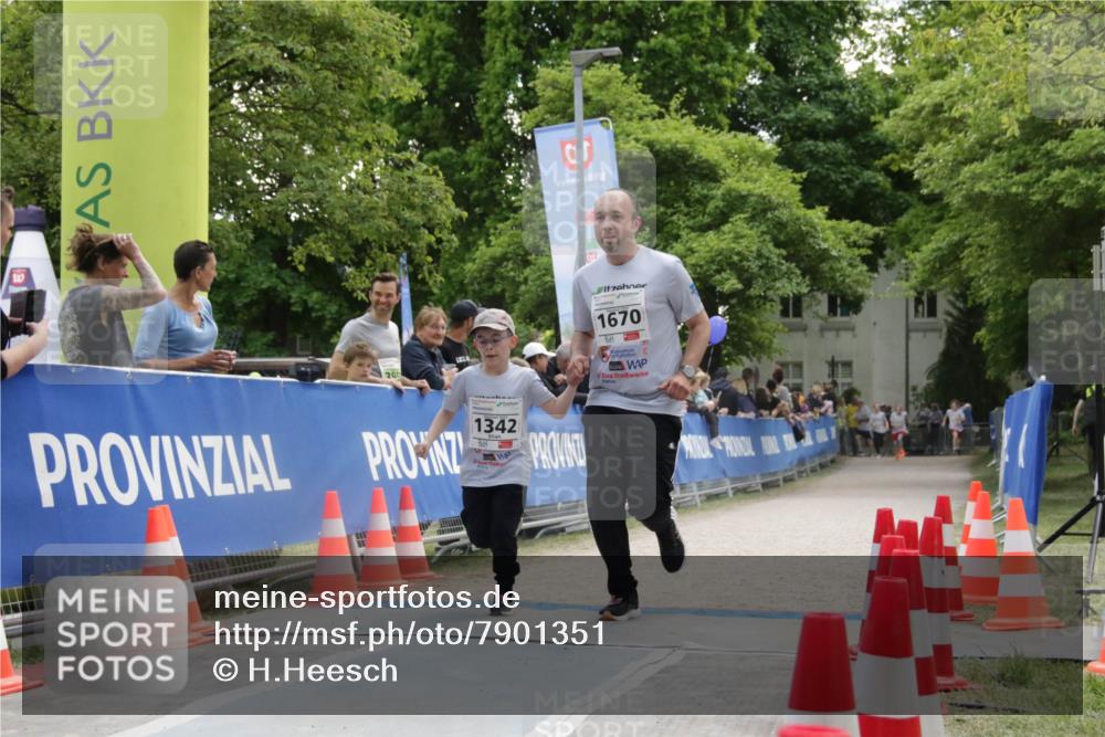 17.05.2025 - Störlauf H.Heesch http://msf.ph/oto/7901351 17.05.2025 14:57:27 Ziel 295, 1998, 1670, 1342 meine-sportfotos.de