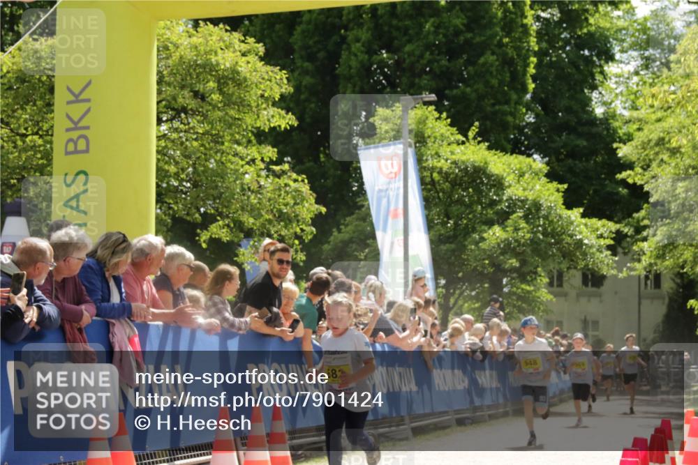 17.05.2025 - Störlauf H.Heesch http://msf.ph/oto/7901424 17.05.2025 14:12:40 Ziel 11, 68, 948 meine-sportfotos.de