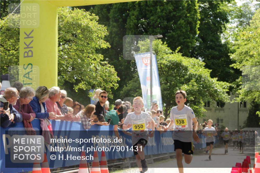 17.05.2025 - Störlauf H.Heesch http://msf.ph/oto/7901431 17.05.2025 14:12:44 Ziel 950, 938 meine-sportfotos.de