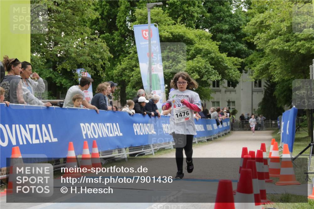 17.05.2025 - Störlauf H.Heesch http://msf.ph/oto/7901436 17.05.2025 15:00:27 Ziel 1998, 12, 1476 meine-sportfotos.de
