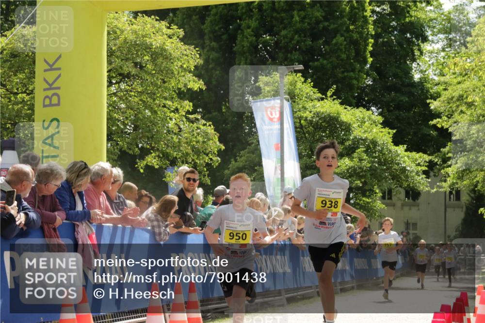 17.05.2025 - Störlauf H.Heesch http://msf.ph/oto/7901438 17.05.2025 14:12:45 Ziel 199219, 950, 938, 757, 731, 143 meine-sportfotos.de