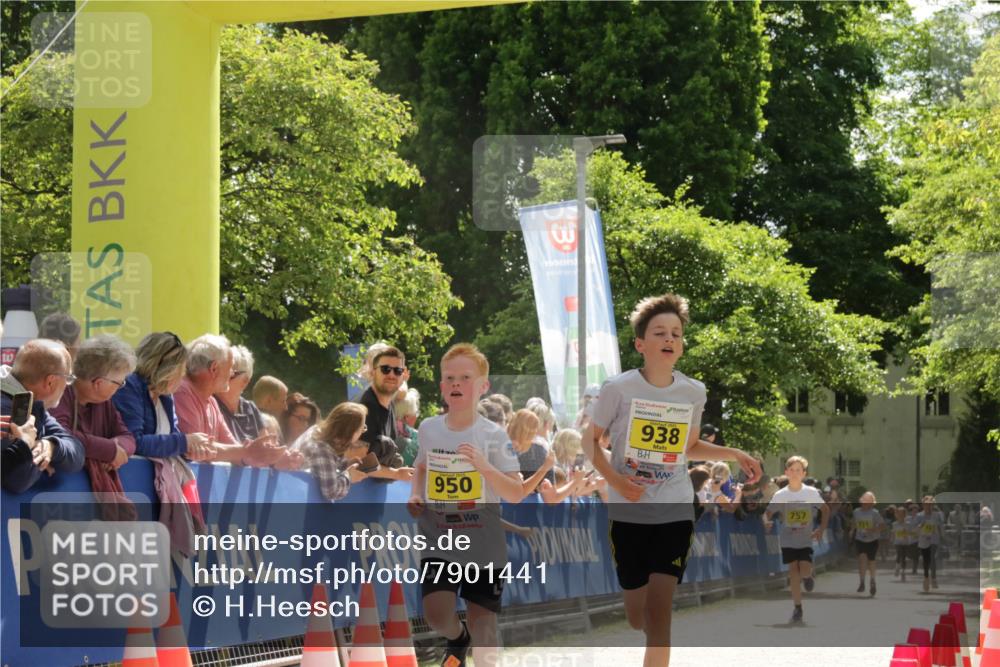 17.05.2025 - Störlauf H.Heesch http://msf.ph/oto/7901441 17.05.2025 14:12:45 Ziel 1992119, 950, 938, 757 meine-sportfotos.de