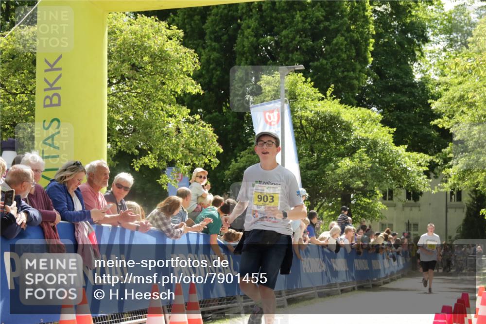 17.05.2025 - Störlauf H.Heesch http://msf.ph/oto/7901455 17.05.2025 14:12:59 Ziel 903, 905 meine-sportfotos.de