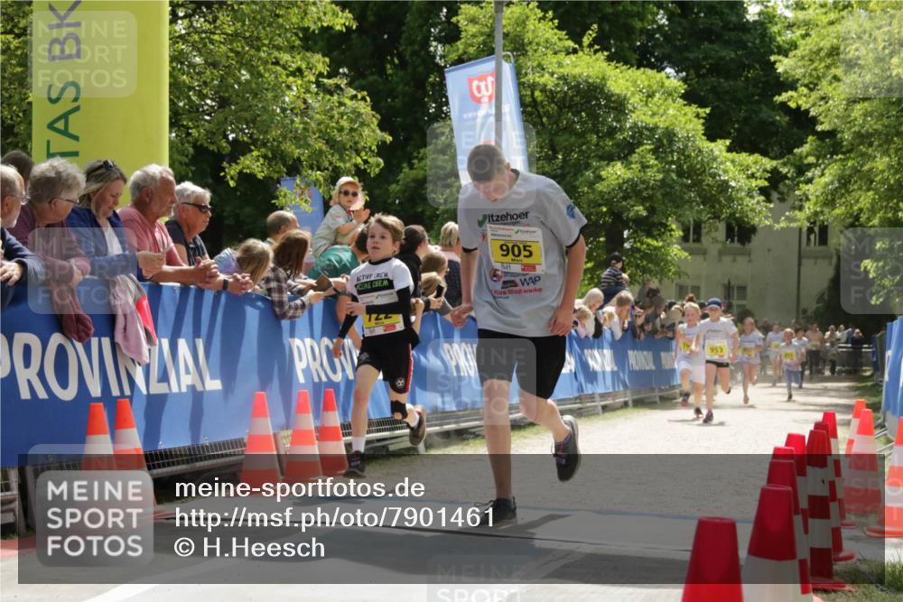 17.05.2025 - Störlauf H.Heesch http://msf.ph/oto/7901461 17.05.2025 14:13:03 Ziel 3, 1999, 905, 953 meine-sportfotos.de