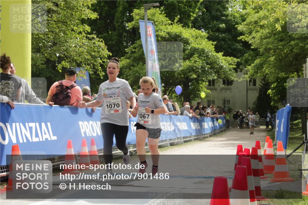 17.05.2025 - Störlauf H.Heesch http://msf.ph/oto/7901486 17.05.2025 15:05:39 Ziel 1070, 1067 meine-sportfotos.de