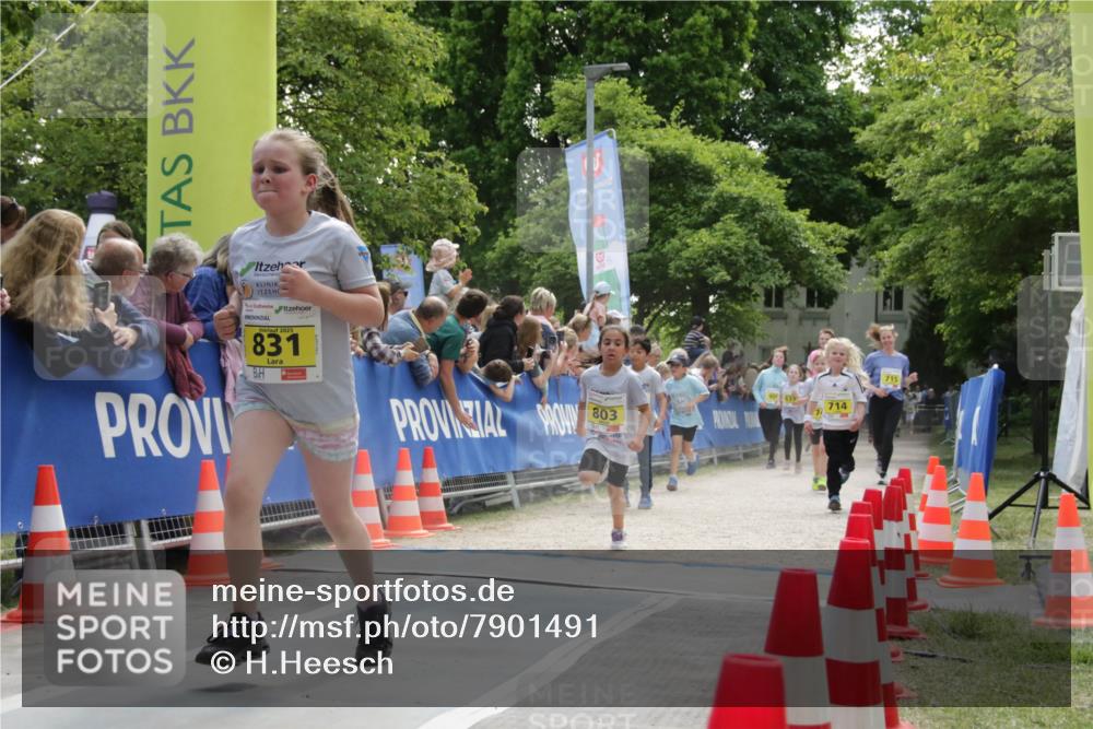 17.05.2025 - Störlauf H.Heesch http://msf.ph/oto/7901491 17.05.2025 14:13:14 Ziel 2025, 831, 803, 714, 715 meine-sportfotos.de