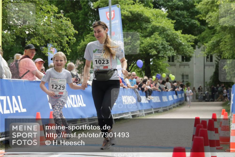 17.05.2025 - Störlauf H.Heesch http://msf.ph/oto/7901493 17.05.2025 15:08:32 Ziel 1229, 2025, 1023 meine-sportfotos.de