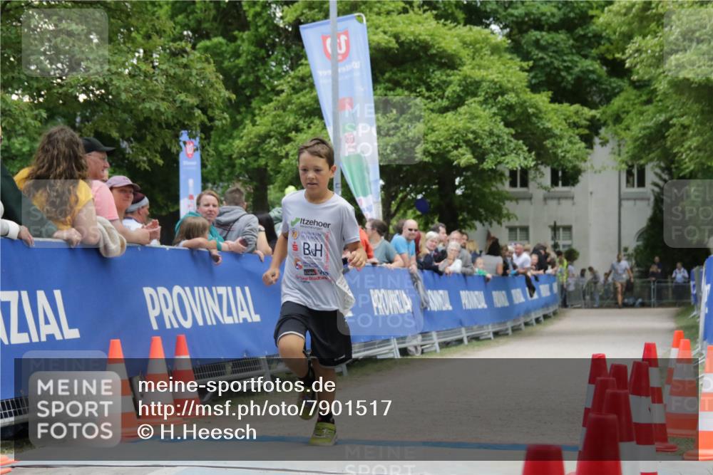 17.05.2025 - Störlauf H.Heesch http://msf.ph/oto/7901517 17.05.2025 15:15:33 Ziel 1999 meine-sportfotos.de