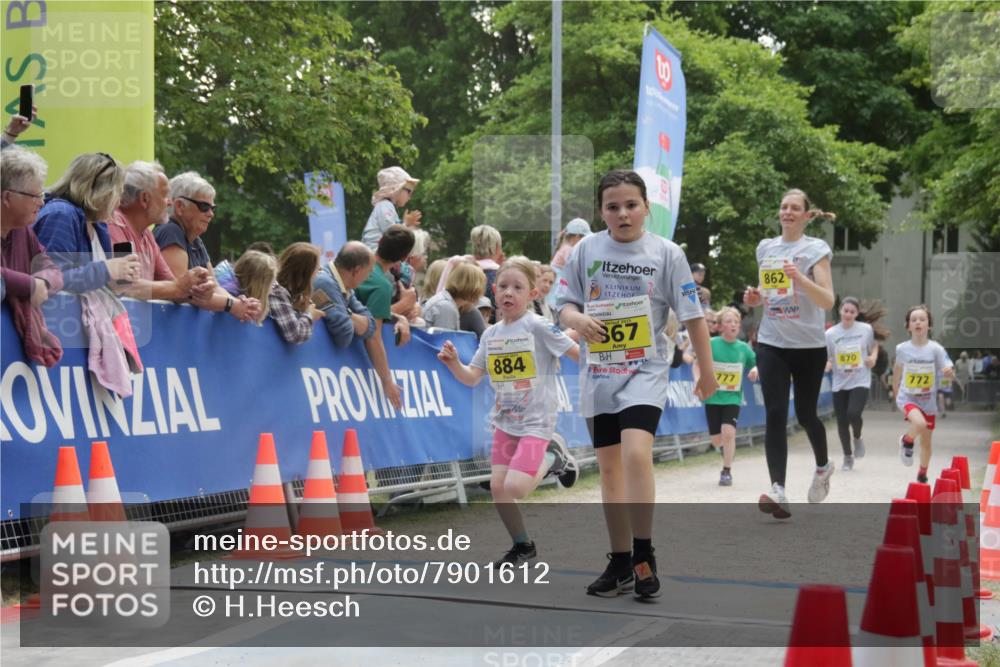 17.05.2025 - Störlauf H.Heesch http://msf.ph/oto/7901612 17.05.2025 14:13:45 Ziel 884, 14, 367, 862, 777, 870, 772 meine-sportfotos.de