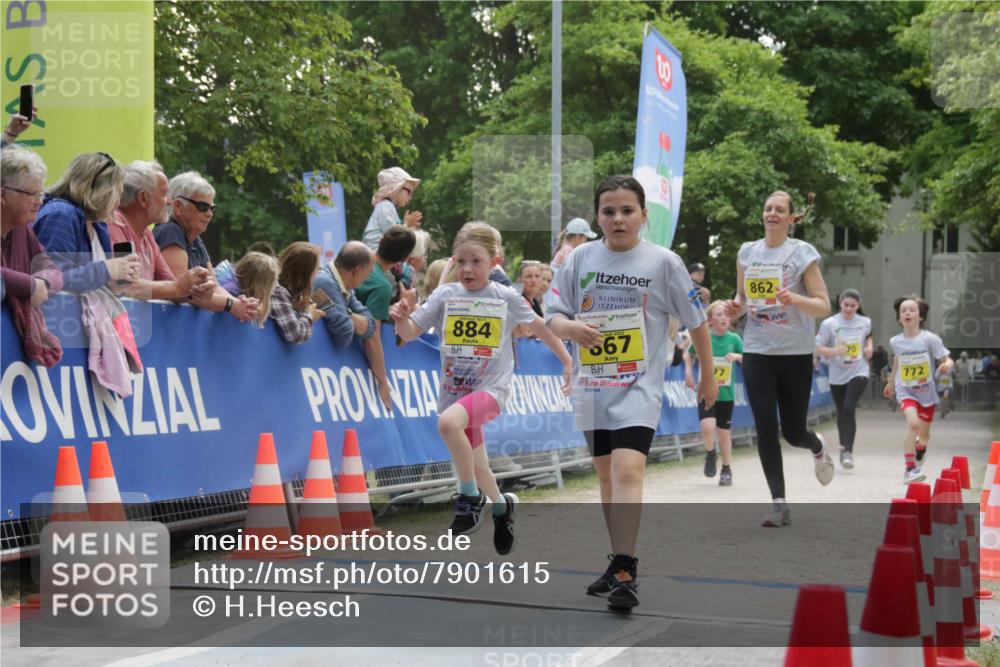17.05.2025 - Störlauf H.Heesch http://msf.ph/oto/7901615 17.05.2025 14:13:45 Ziel 220, 884, 2025, 7, 77, 862, 772 meine-sportfotos.de