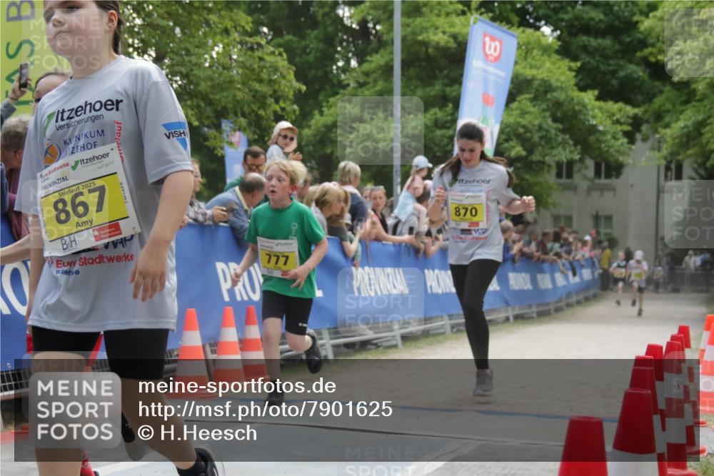 17.05.2025 - Störlauf H.Heesch http://msf.ph/oto/7901625 17.05.2025 14:13:48 Ziel 2025, 867, 2, 777, 870 meine-sportfotos.de