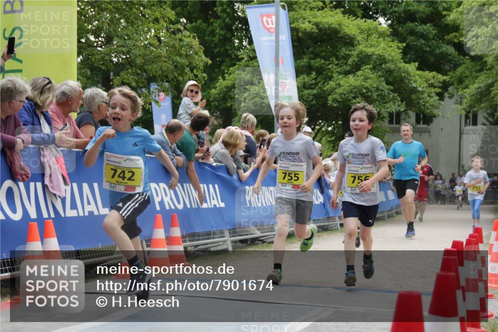 17.05.2025 - Störlauf H.Heesch http://msf.ph/oto/7901674 17.05.2025 14:14:20 Ziel 3, 1998, 756, 742, 755, 752 meine-sportfotos.de