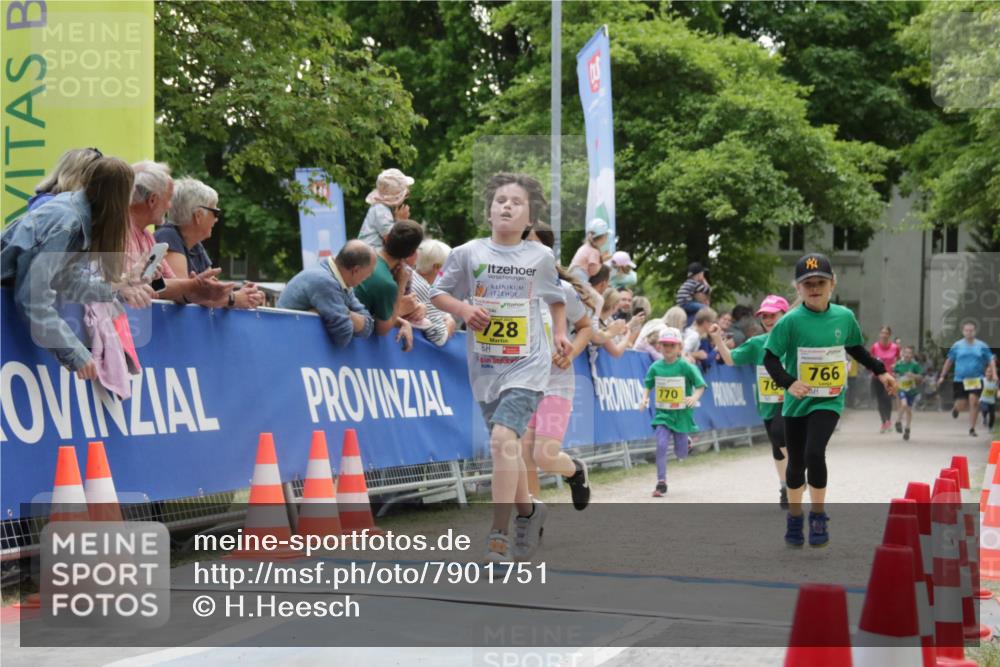 17.05.2025 - Störlauf H.Heesch http://msf.ph/oto/7901751 17.05.2025 14:15:03 Ziel 728, 770, 76, 766 meine-sportfotos.de