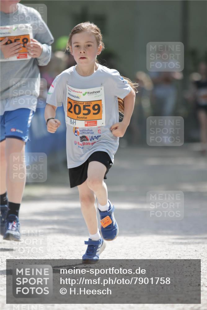 17.05.2025 - Störlauf H.Heesch http://msf.ph/oto/7901758 17.05.2025 15:27:22 Ziel 2025, 2025, 2059, 5, 2 meine-sportfotos.de