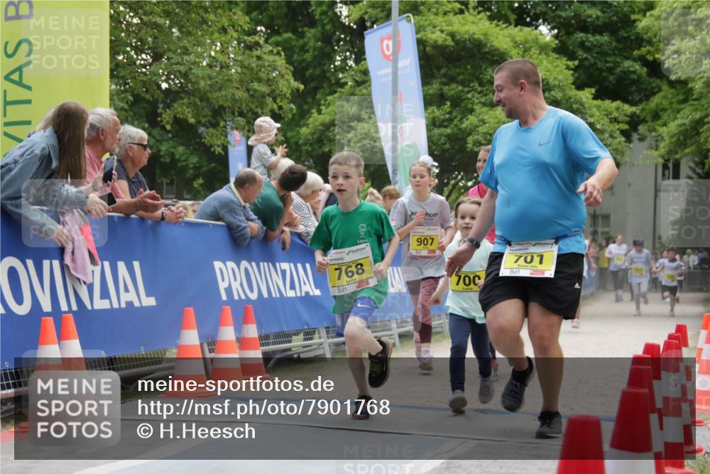 17.05.2025 - Störlauf H.Heesch http://msf.ph/oto/7901768 17.05.2025 14:15:10 Ziel 768, 1998, 907, 700, 701 meine-sportfotos.de