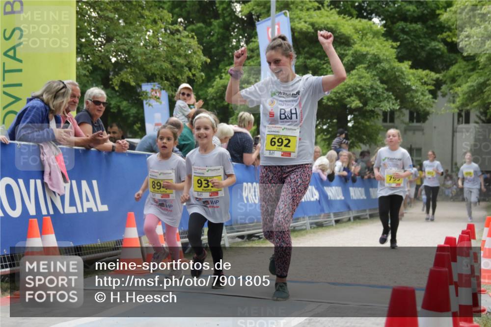 17.05.2025 - Störlauf H.Heesch http://msf.ph/oto/7901805 17.05.2025 14:15:25 Ziel 89, 93, 692, 795 meine-sportfotos.de