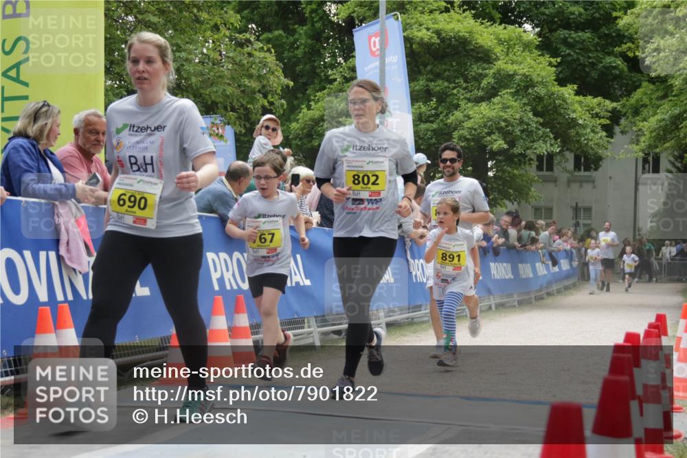 17.05.2025 - Störlauf H.Heesch http://msf.ph/oto/7901822 17.05.2025 14:15:31 Ziel 690, 1998, 802, 67, 891 meine-sportfotos.de
