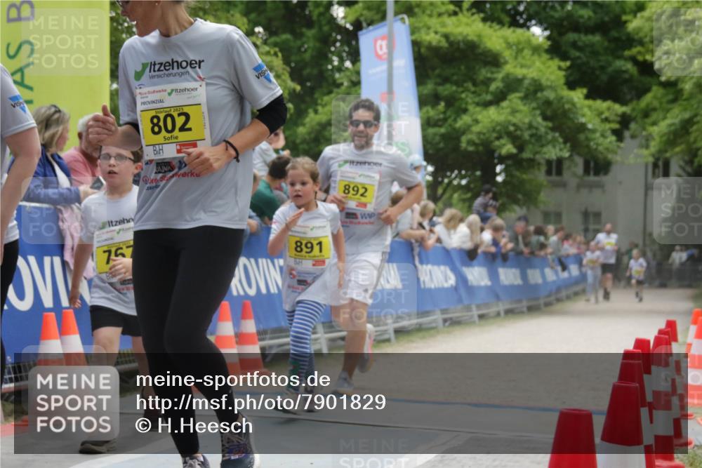 17.05.2025 - Störlauf H.Heesch http://msf.ph/oto/7901829 17.05.2025 14:15:32 Ziel 2025, 802, 757, 891, 892 meine-sportfotos.de