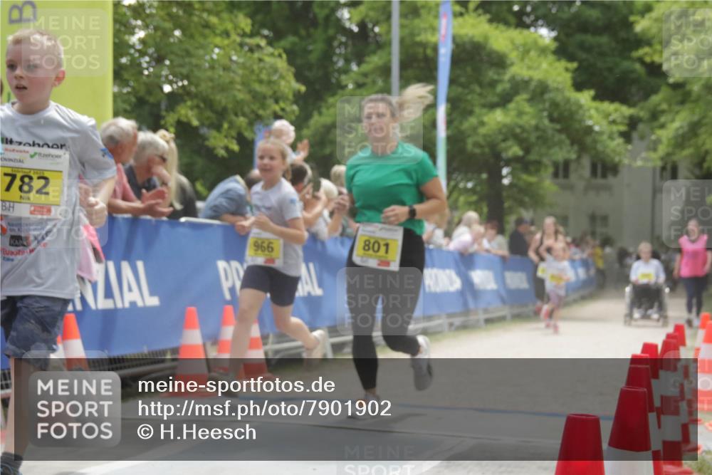 17.05.2025 - Störlauf H.Heesch http://msf.ph/oto/7901902 17.05.2025 14:16:56 Ziel 2023, 782, 966, 801 meine-sportfotos.de