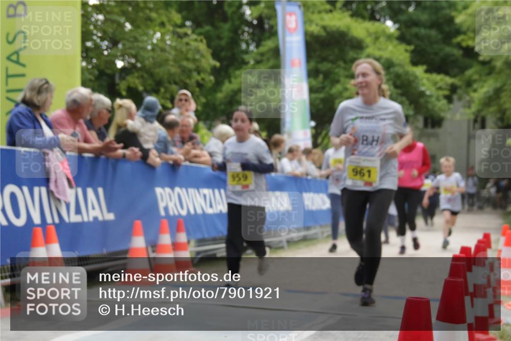 17.05.2025 - Störlauf H.Heesch http://msf.ph/oto/7901921 17.05.2025 14:17:14 Ziel 959, 961 meine-sportfotos.de