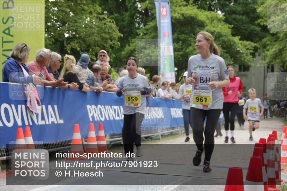 17.05.2025 - Störlauf H.Heesch http://msf.ph/oto/7901923 17.05.2025 14:17:14 Ziel 959, 961, 829 meine-sportfotos.de